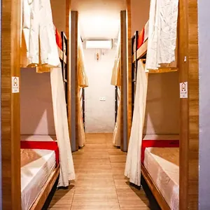 Reddoorz Near Ngurah Rai Airport Kuta Kuta Lombok